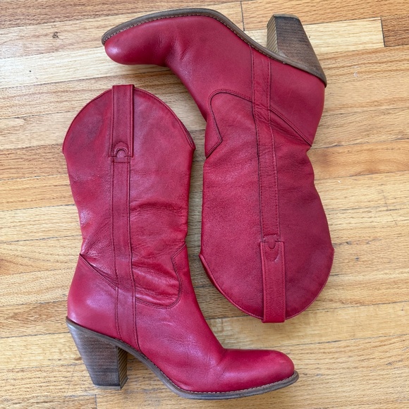 Bold mid-calf Cowboy boots in rich cherry red 🍒 - Picture 1 of 10